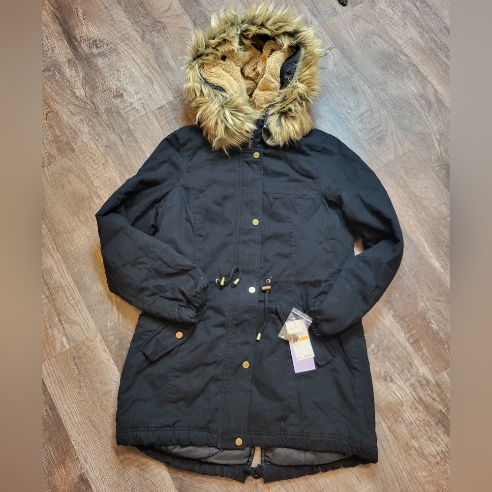 MADDEN GIRL Junior's Faux Fur Hooded Jacket NWT - SMALL